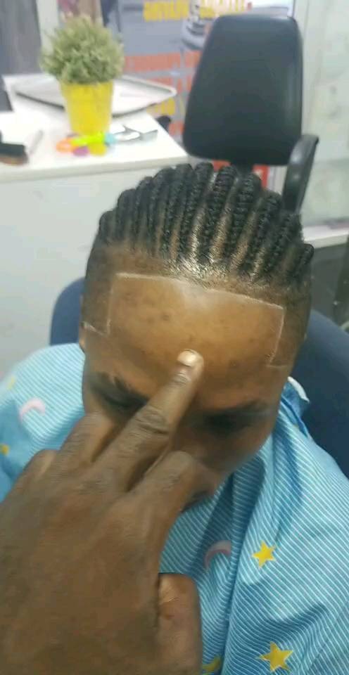 Men's Haircut at Dazzle Place Studio